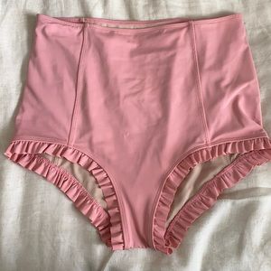 Kortni Jeane ALL RUFFLED UP BOTTOMS sz. Medium